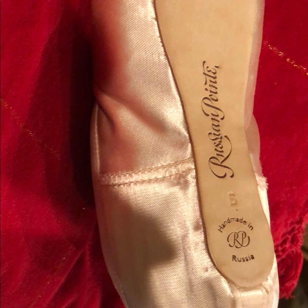 Luxurious Pink Satin Slippers with Rounded Toe Box